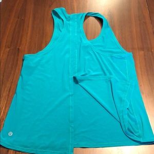 lululemon athletica Tops - Emerald green Lululemon tank, lower back exposed lululemon athletica Tops - Emerald green Lululemon tank, lower back exposed